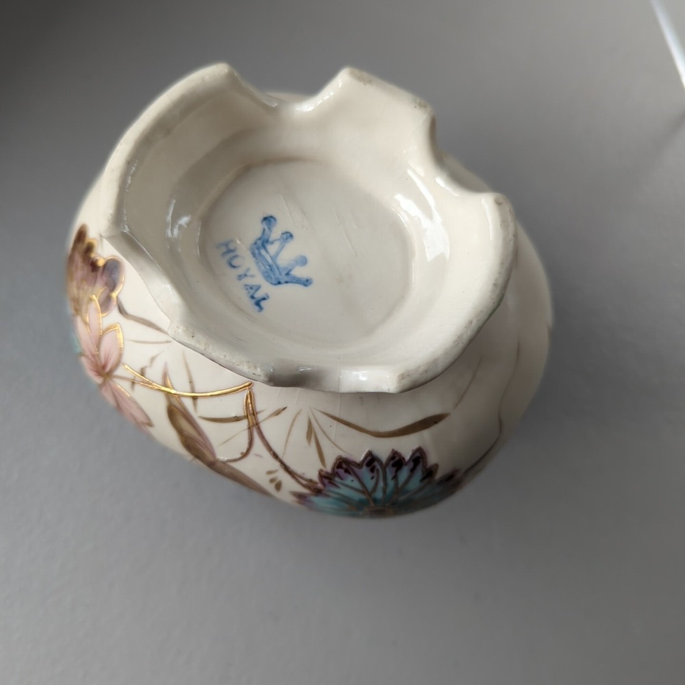 Royal Porcelain‎ Vase Ceramic Antique Hand Painted Floral Bird Gold Gilding Oval - Picture 9 of 12